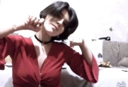 MerrieBarnicle Red Princess 👑❤️ Pic 3