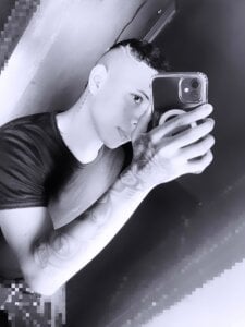 Steven19_LatinBoy Public Pic 7