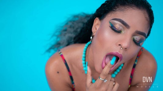 VioletXia_ Goddess of the sea Bilde 4