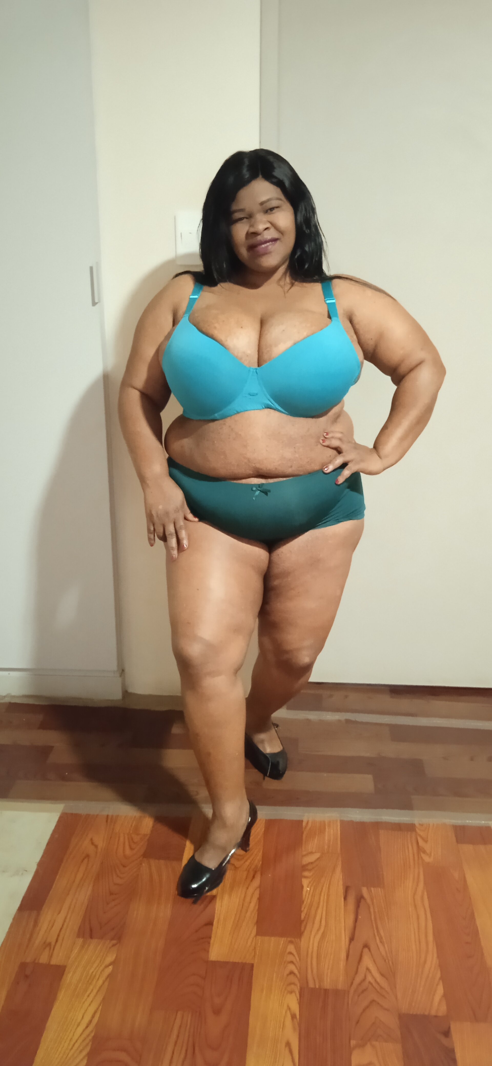 Join Sweetnoziexx Live Sex Chat - Profiles, Reviews, & Porn