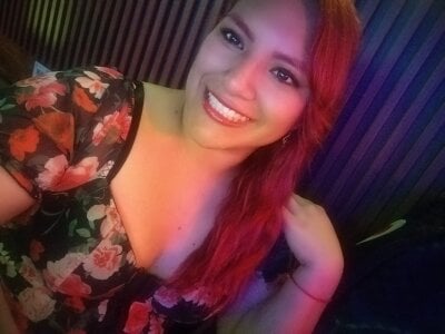 CandyFlame_ Do you like red? Pic 2