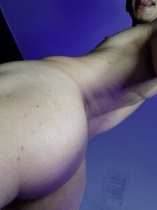 SebasFallon PINK HAIR AND TATTOO Pic 2