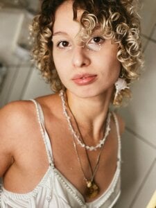 Mary_Wohlberg THE SEXY SIREN Pic 7