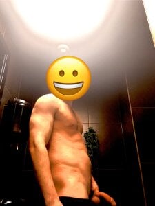 isaacanoua Public Pic