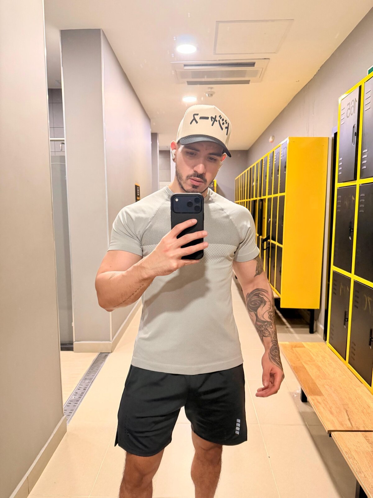 alejowolf Trending Pic 5145