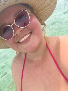 orianna_submissive24 vacation public Pic 8