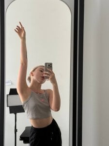 SimonaGerry Public Foto 3