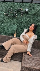 Messy_Karol_ ME 🎀 Gambar 5