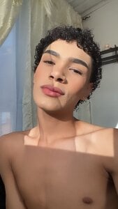 lyan_hots hot 🥵 Pic