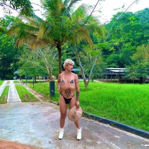 georgina_ms goddess georgina cowgirl favoria and milkmaid Foto