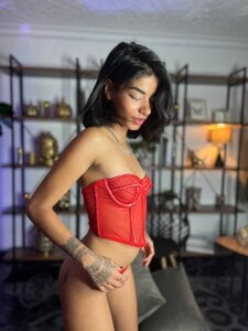 TweetiePieXXX Sexy Red lingerie Pic 5
