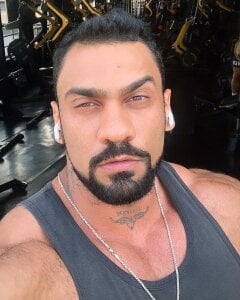 Public od henryhadesflirt  6 snímek