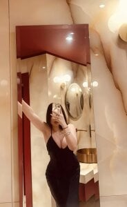 Hot_YassminのPublicの 2枚の写真