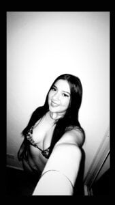 Leah-Moon Public 사진