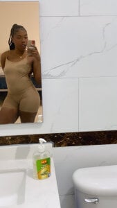 NillaMontana Public Pic