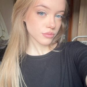 Dear_Tessa Public Foto 2