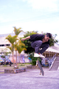 Anghell_BC 🛹 Golden skin, wild ride зображення