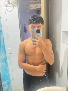 Check in bathroom od _TaylorBlack  snímek