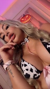 milaowens Muuu 🐄🎃😈 Pic 2