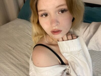 ShontaWasilko I'm like yin and yang Pic 6