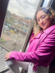 Charlotte-Sweet- window зображення 7