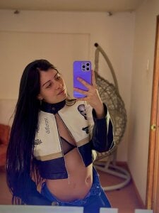 helena_1gv Public Pic