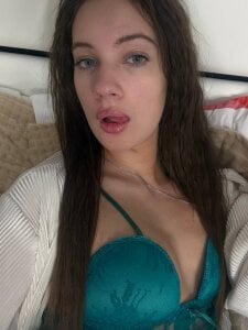 ShaeHeeter: 👄😝 ( фото)