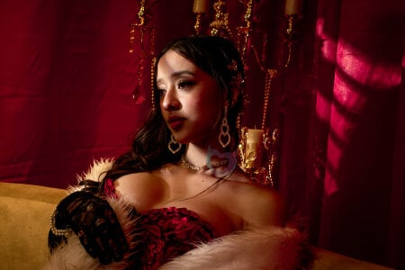 EmmiHopsのHappy Valentine's Day 2026 🥰😃の 2枚の写真