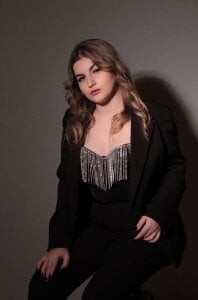 Evelyn_Elliott Public Pic