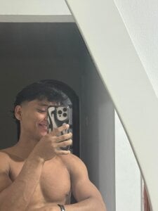 Public de ZYZZ1312  3 photos