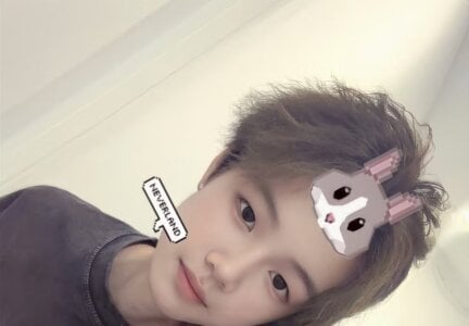 Public de QYBOYS-001  6 photos