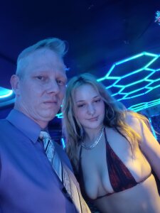 Public de thapeoplesdj  2 photos