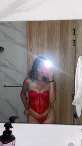 allison_wen REDDDD Pic