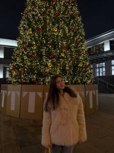 MinaMancilla new year is so close Pic 3