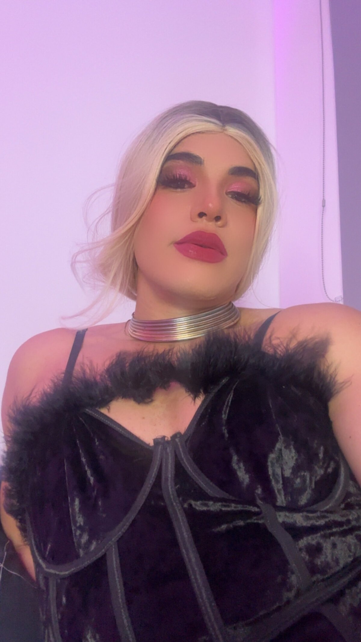 isahilton1 Image populaire  4496