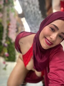 Get lost with me love to an encounter full of pleasure😈 de ShanaJamil  photos