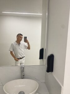 No_mercy_group_Isak Bild 5