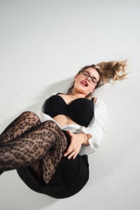 KellyHayden businesswoman ❤ Poză 7