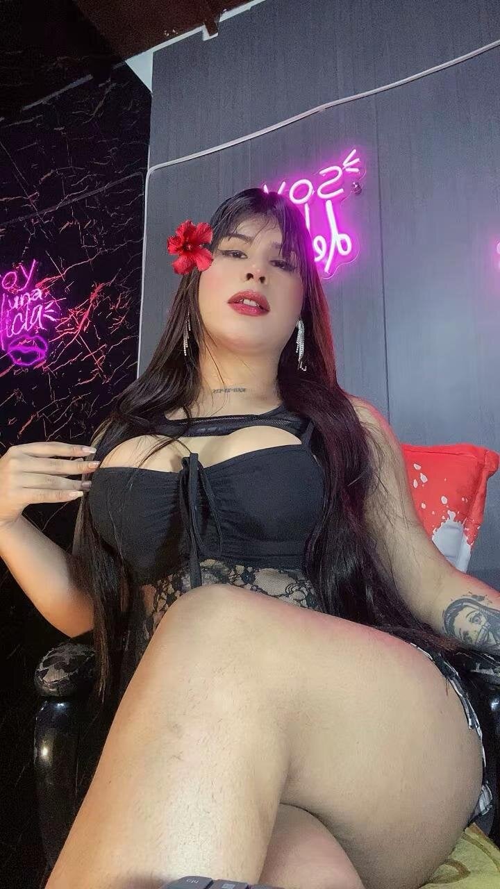 annacraigsense 热门图片 1067