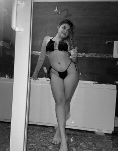 taylor_smiith1 Public Pic 4