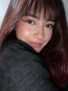 AnneRosse About me Pic 4