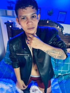 lesbian_Leslie_y_Alizon ALLISON TOMBOY Immagine  3