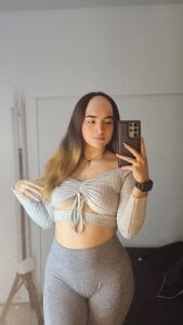 Shanntal_ 🩶🩶🩶 Foto 4