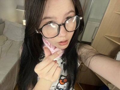 DelphaDivenere tuk tuk:3 Pic