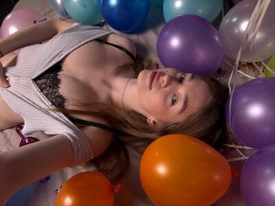 MarianFares Happy birthday to me Pic 3