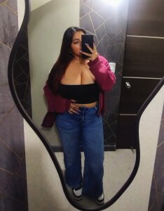 Aleec_Nyx Public Pic 4