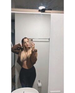 zara_moonfire Love Zara 💄🫦 Pic 2