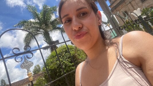 Bella_Brown2 💞 Pic 8