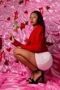 naomi_kyse sexy valentine  6টি ছবি