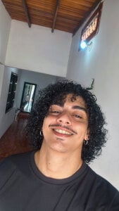 Straight_with_curls Public Pic 5